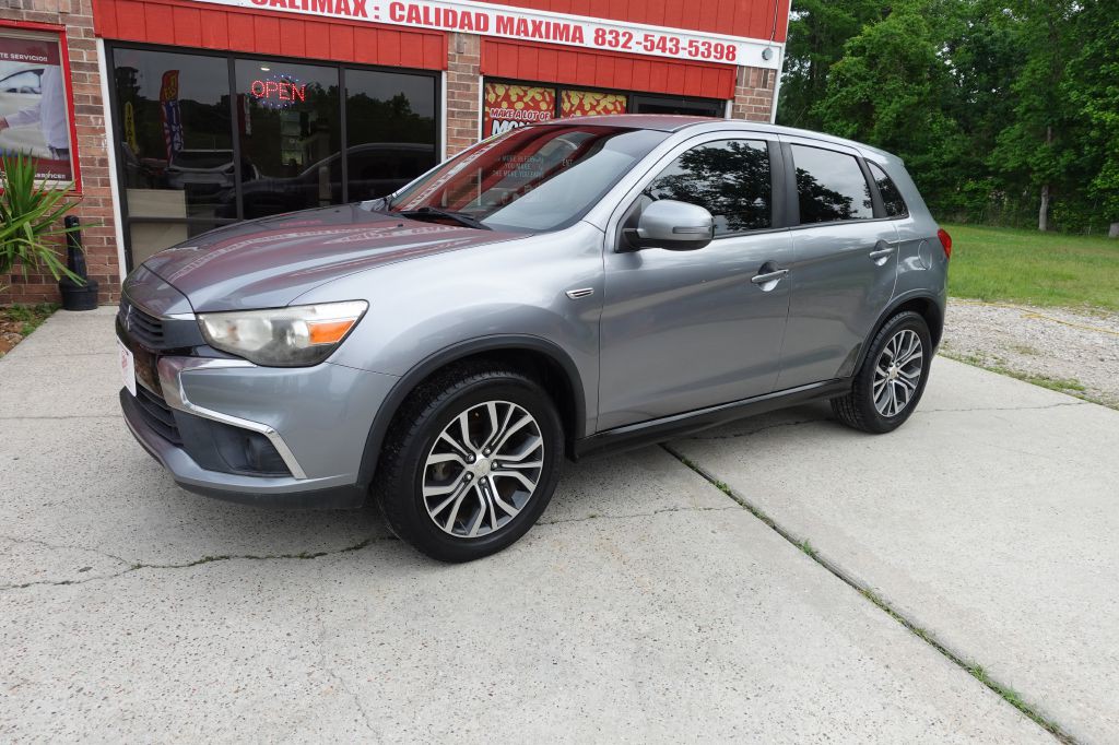 2016 Mitsubishi Outlander Image 4