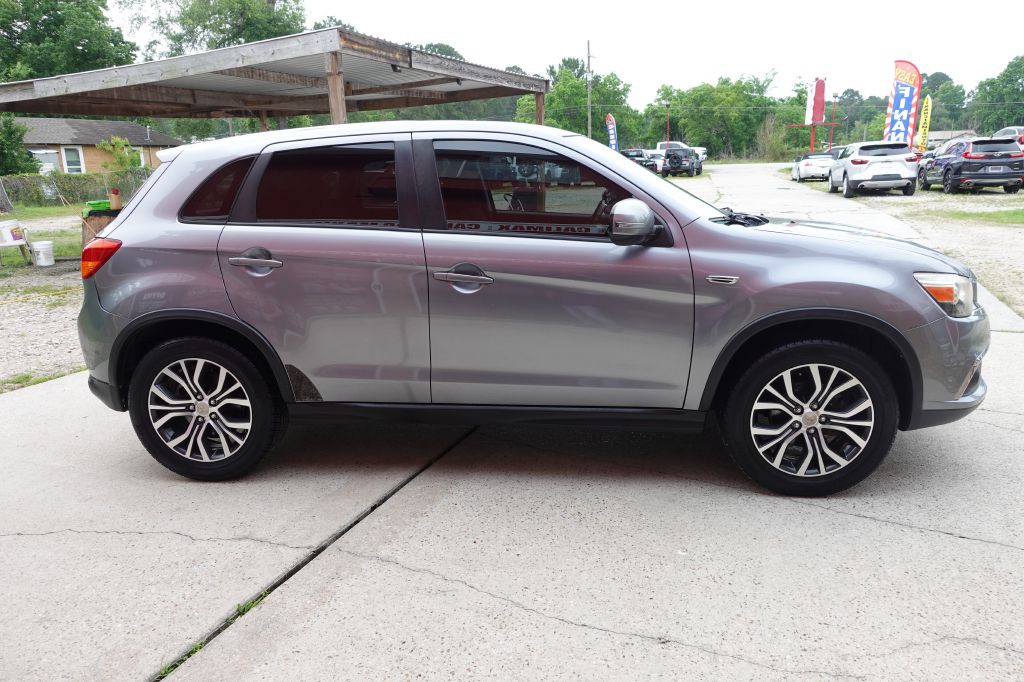 2016 Mitsubishi Outlander Image 12