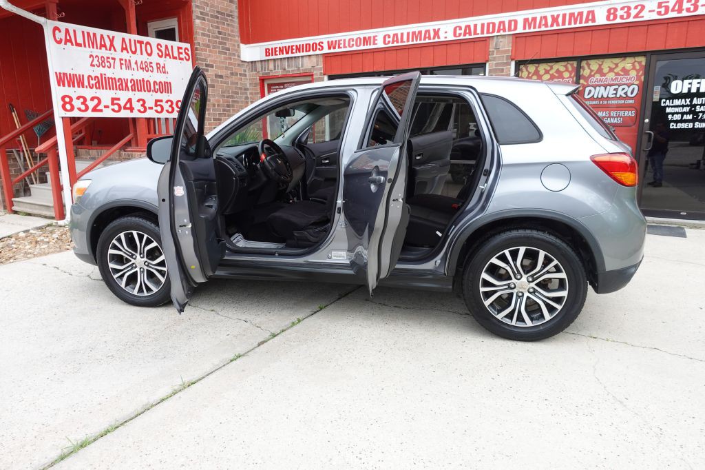 2016 Mitsubishi Outlander Image 43