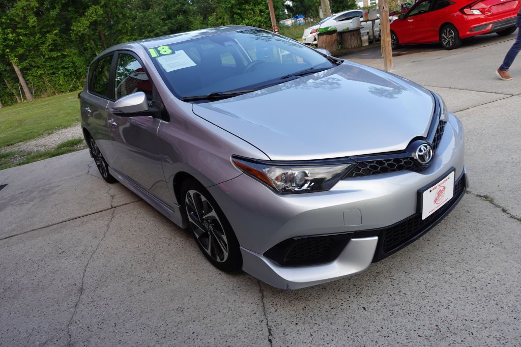 2018 Toyota Corolla Image 9