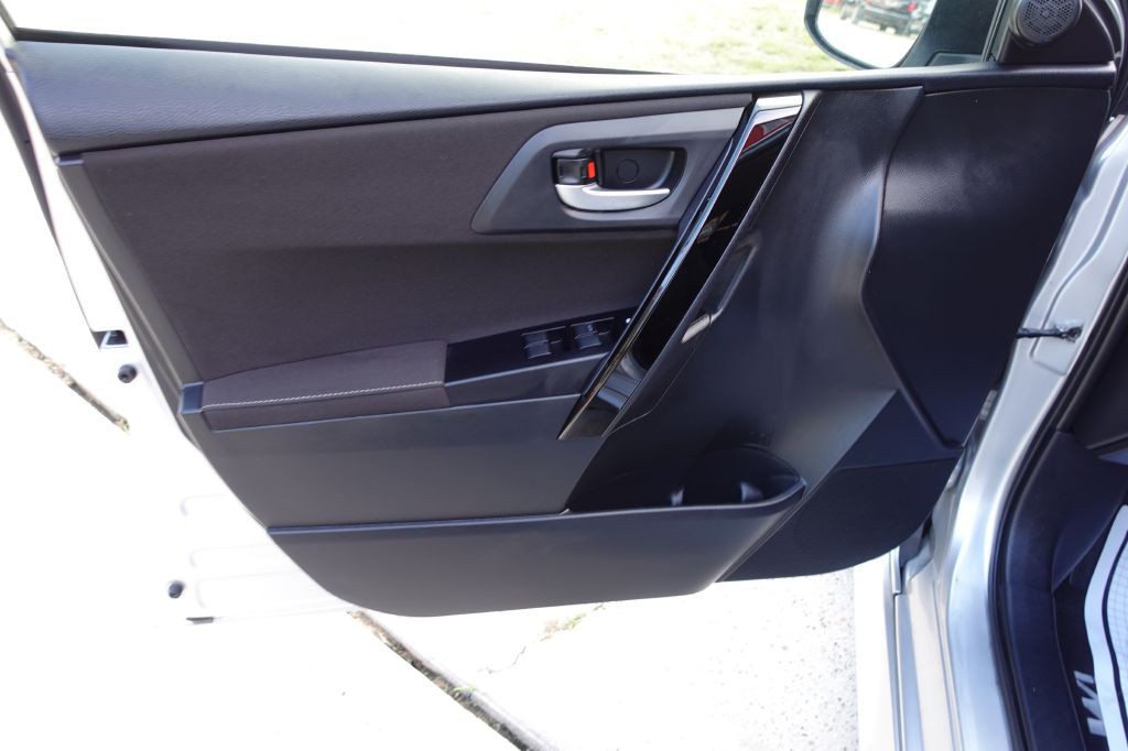 2018 Toyota Corolla Image 25