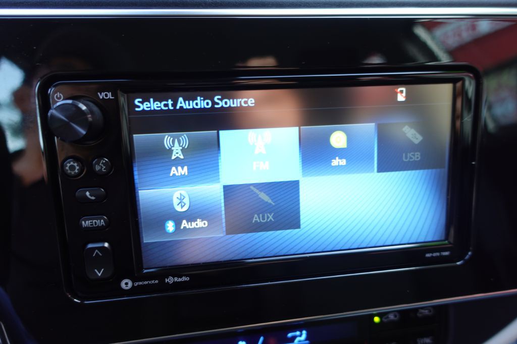 2018 Toyota Corolla Image 38