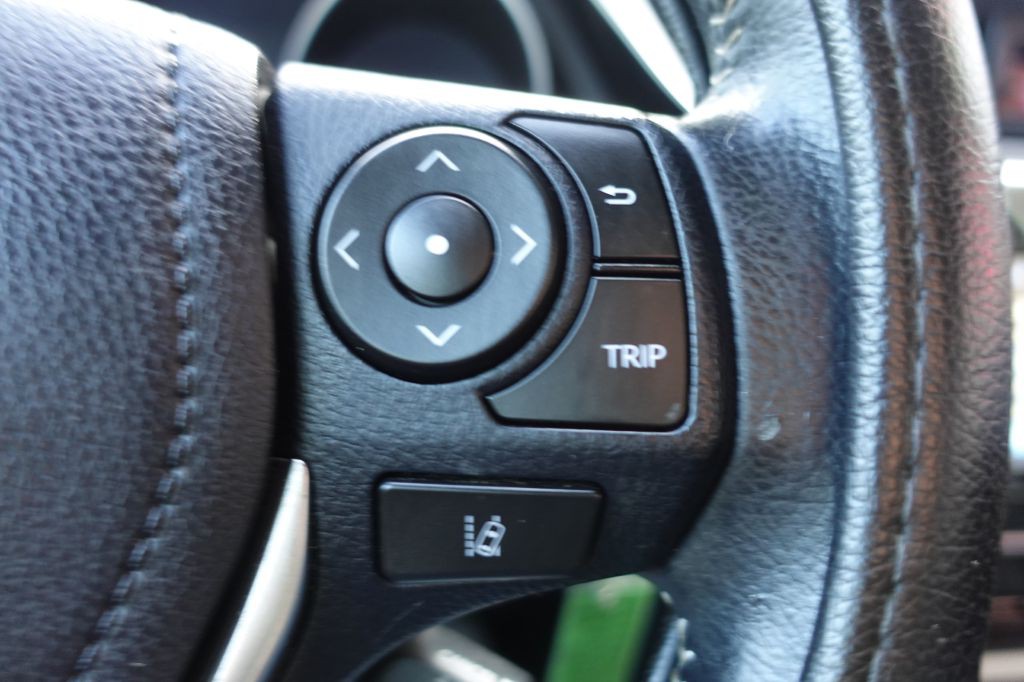 2018 Toyota Corolla Image 41