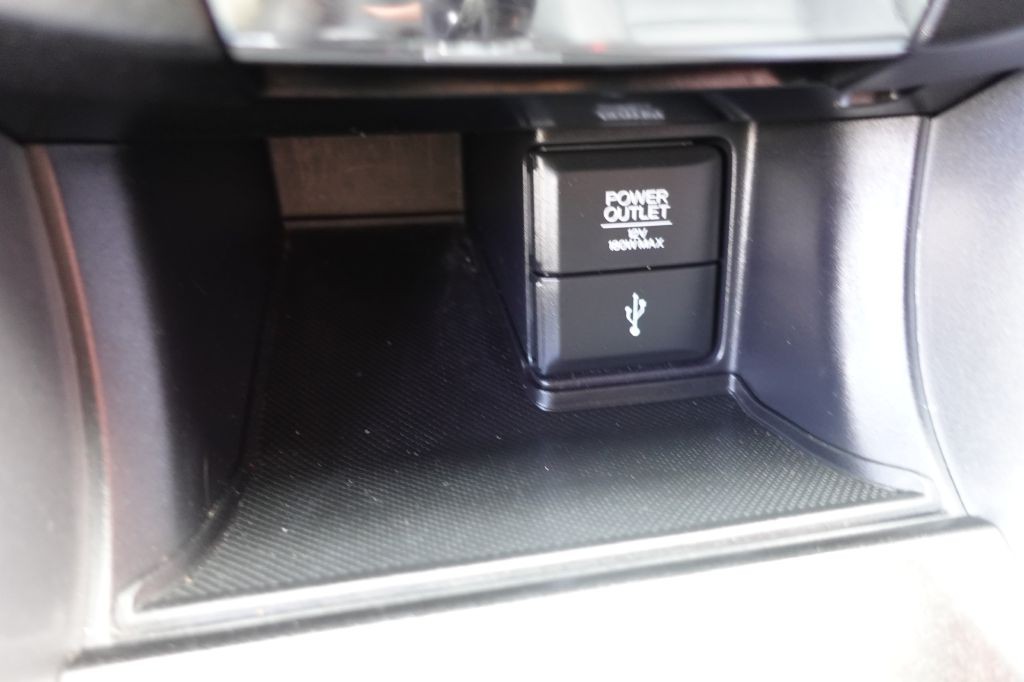 2014 Honda Accord Image 32