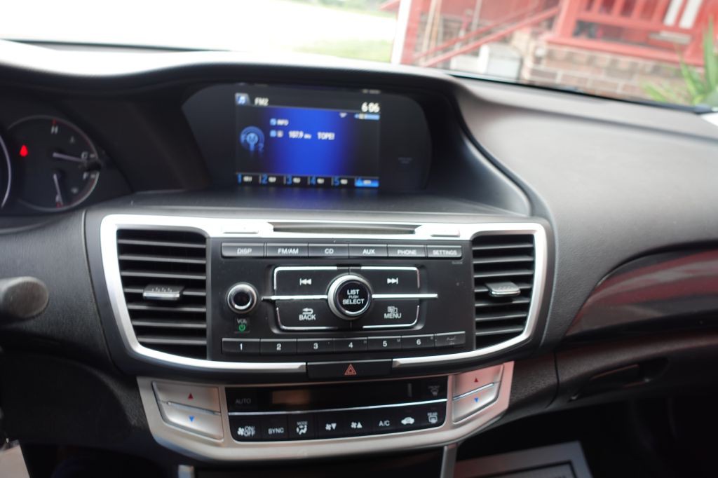 2014 Honda Accord Image 34