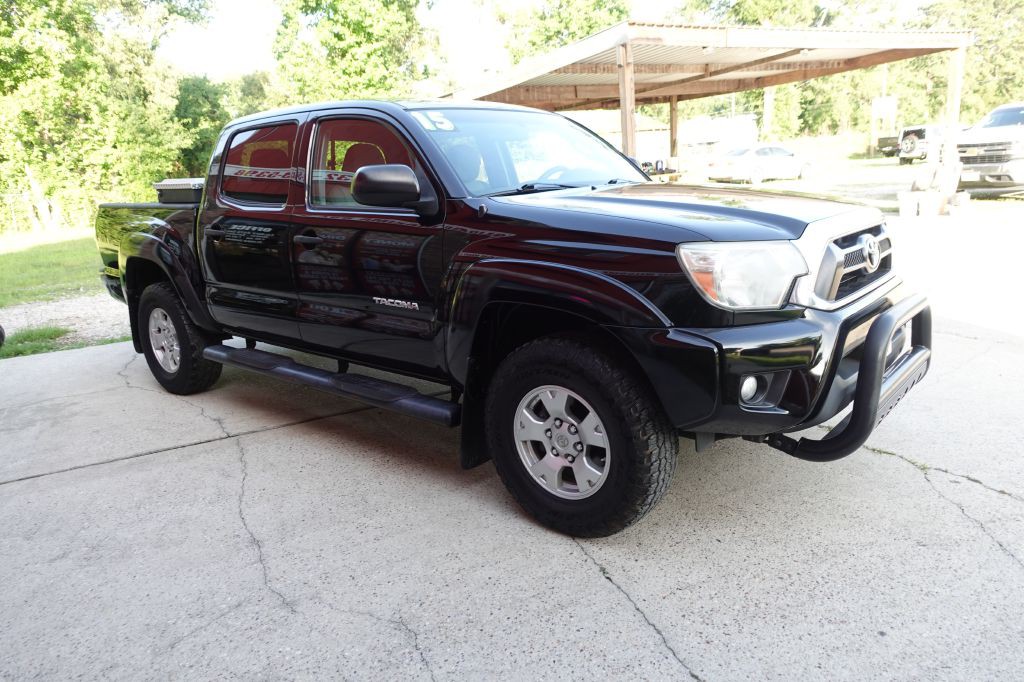 2015 Toyota Tacoma Image 10