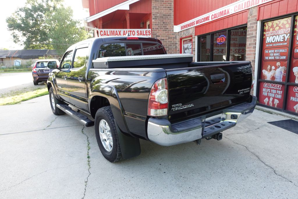 2015 Toyota Tacoma Image 21