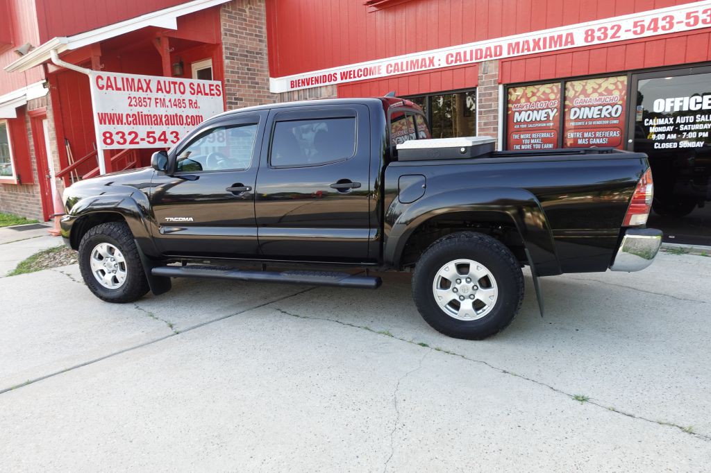 2015 Toyota Tacoma Image 24