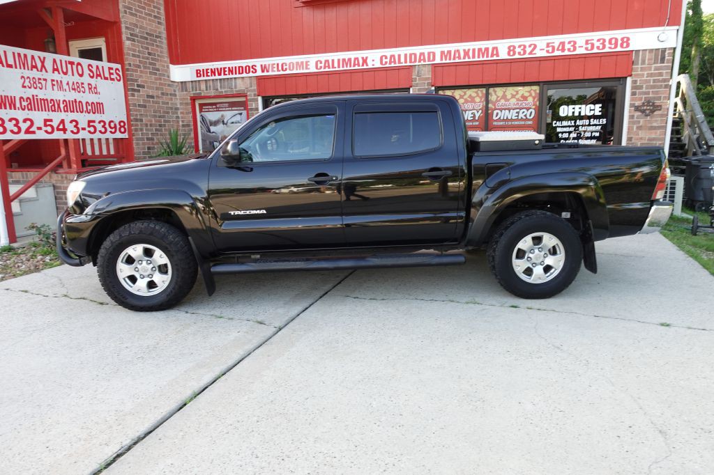 2015 Toyota Tacoma Image 26
