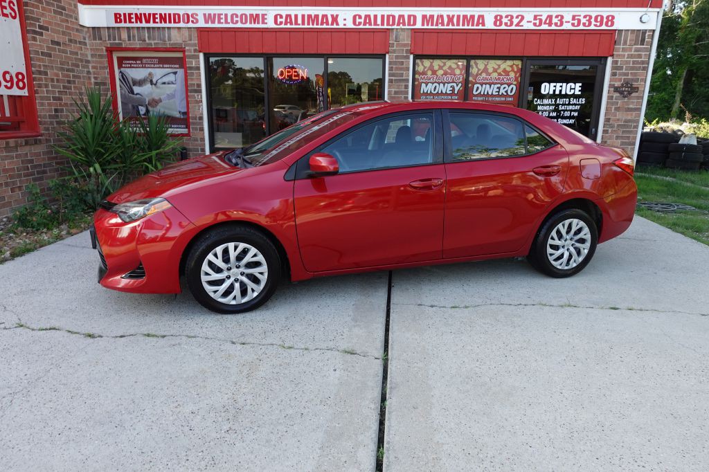 2018 Toyota Corolla Image 1