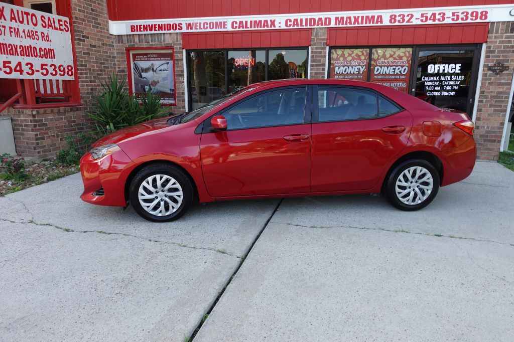 2018 Toyota Corolla Image 2