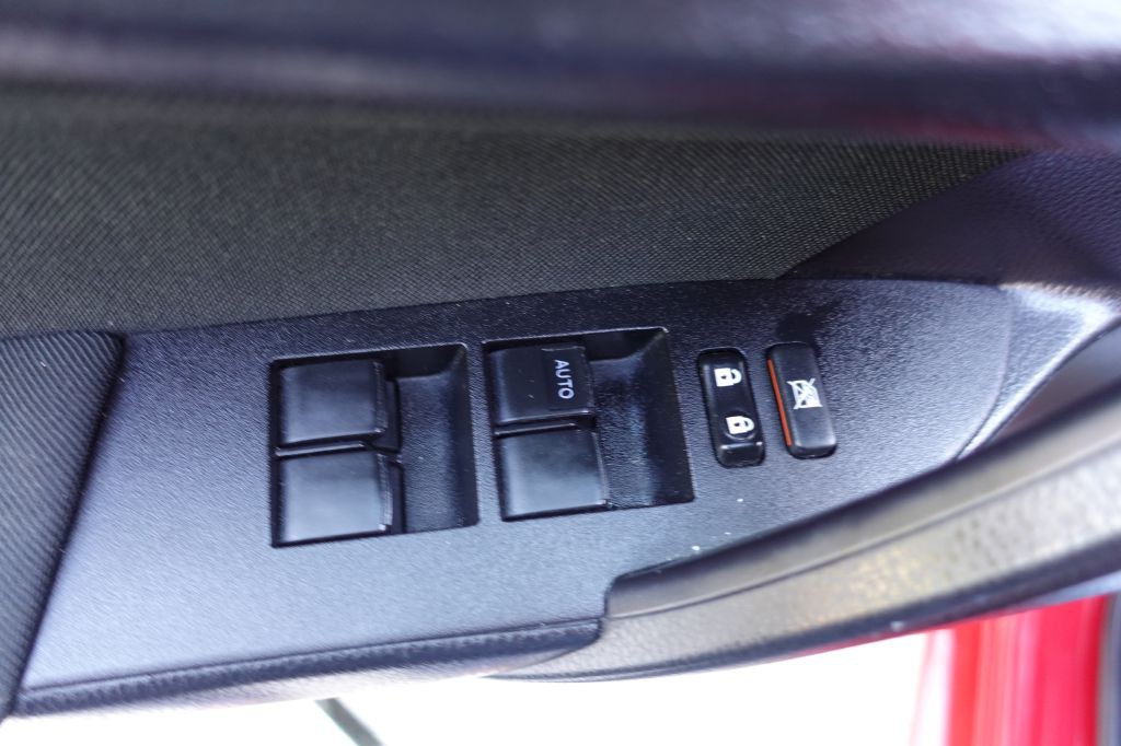 2018 Toyota Corolla Image 25