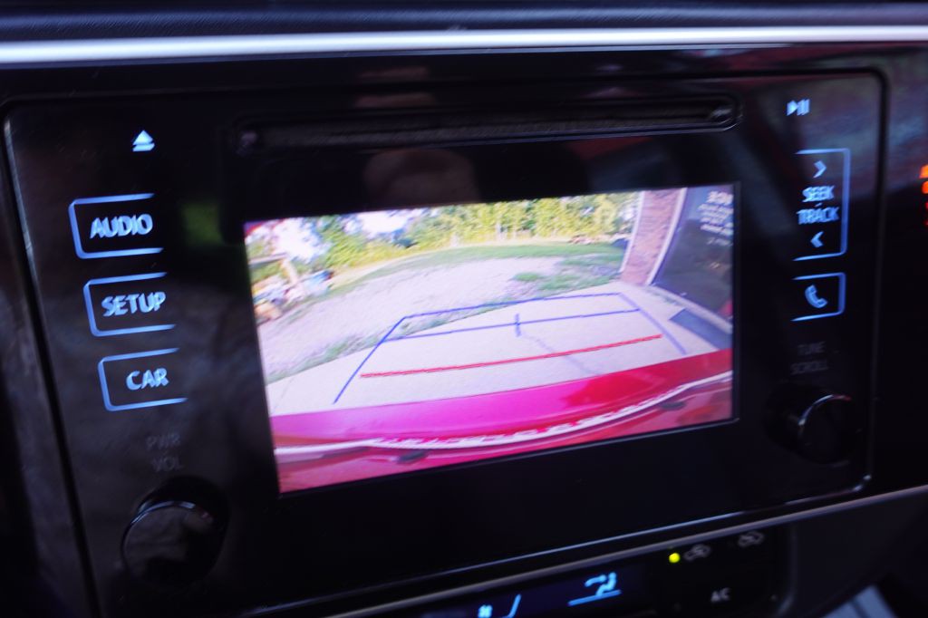 2018 Toyota Corolla Image 35