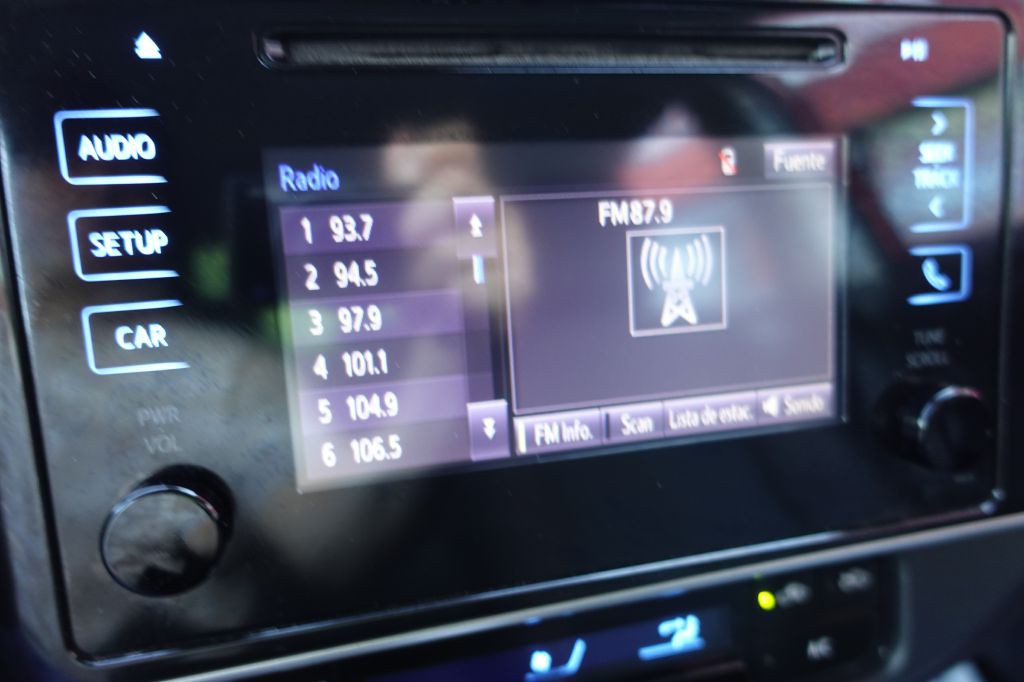 2018 Toyota Corolla Image 36