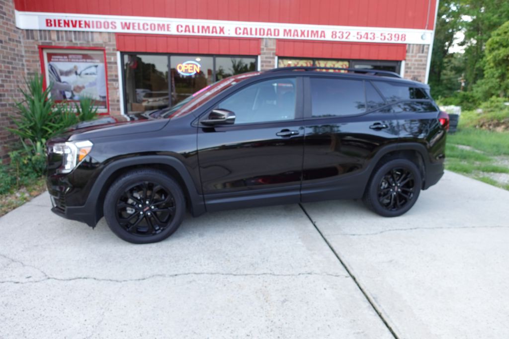 2022 GMC Terrain Image 2
