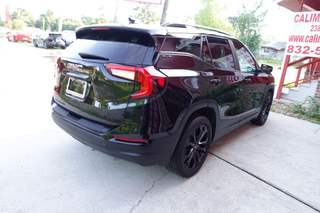 2022 GMC Terrain Image 13