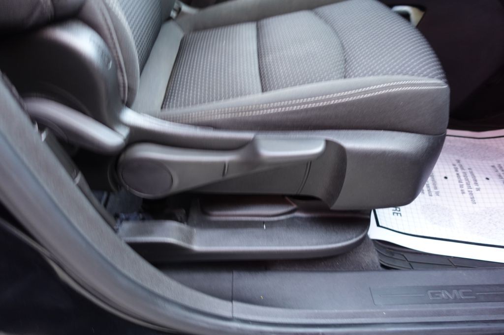 2022 GMC Terrain Image 55