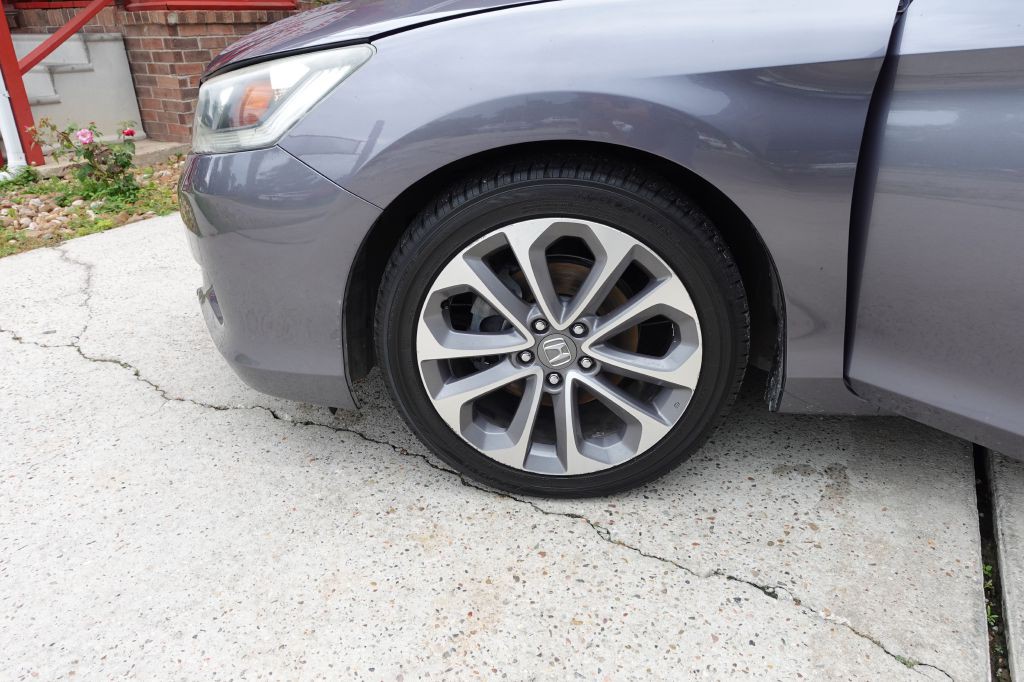 2013 Honda Accord Image 45