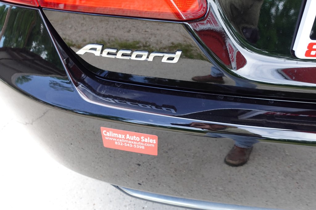 2015 Honda Accord Image 17