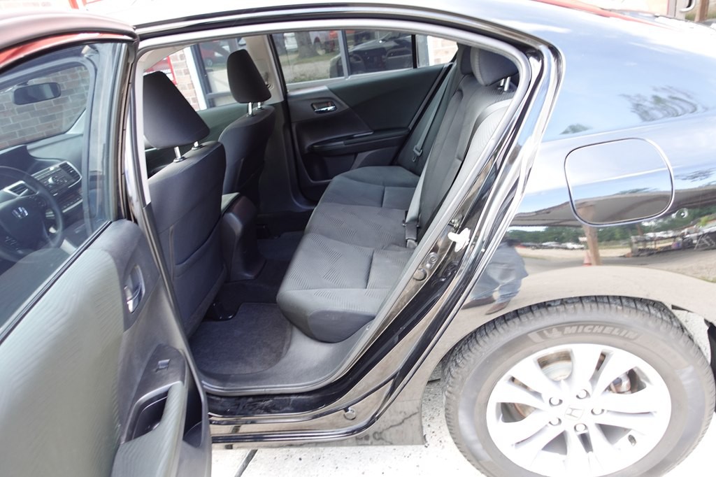 2015 Honda Accord Image 26