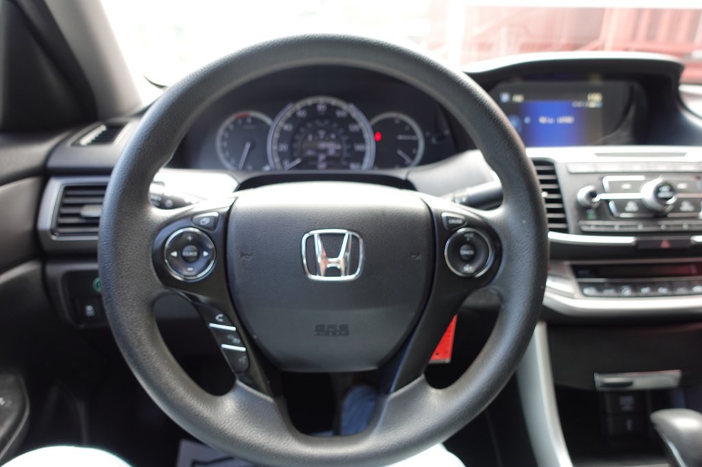 2015 Honda Accord Image 38