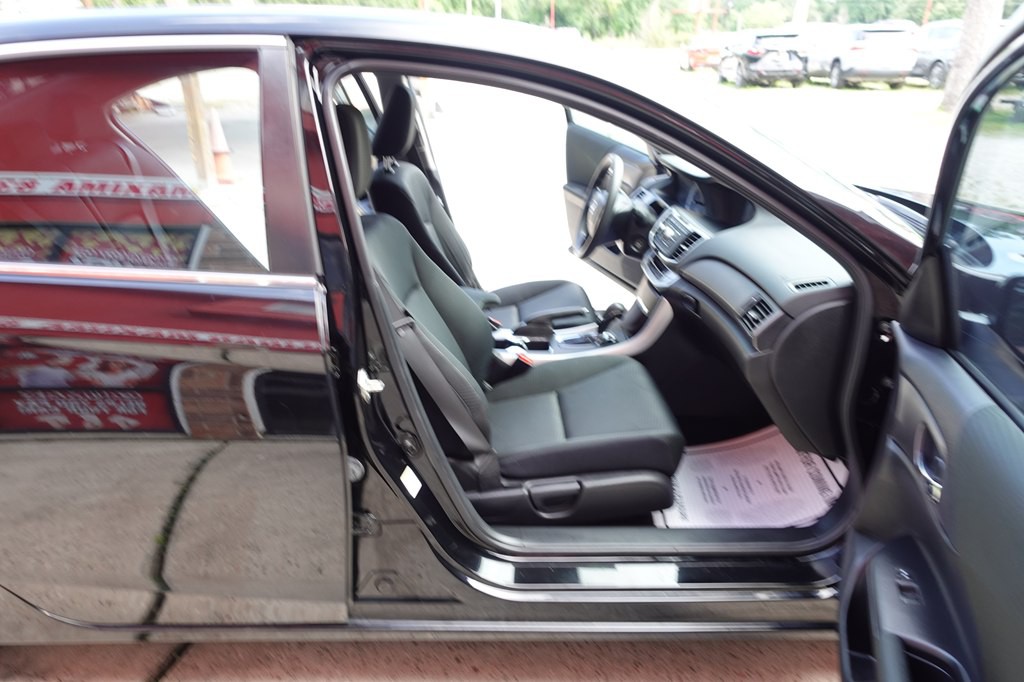 2015 Honda Accord Image 47