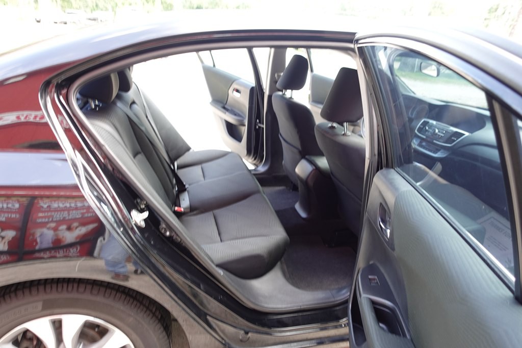 2015 Honda Accord Image 48