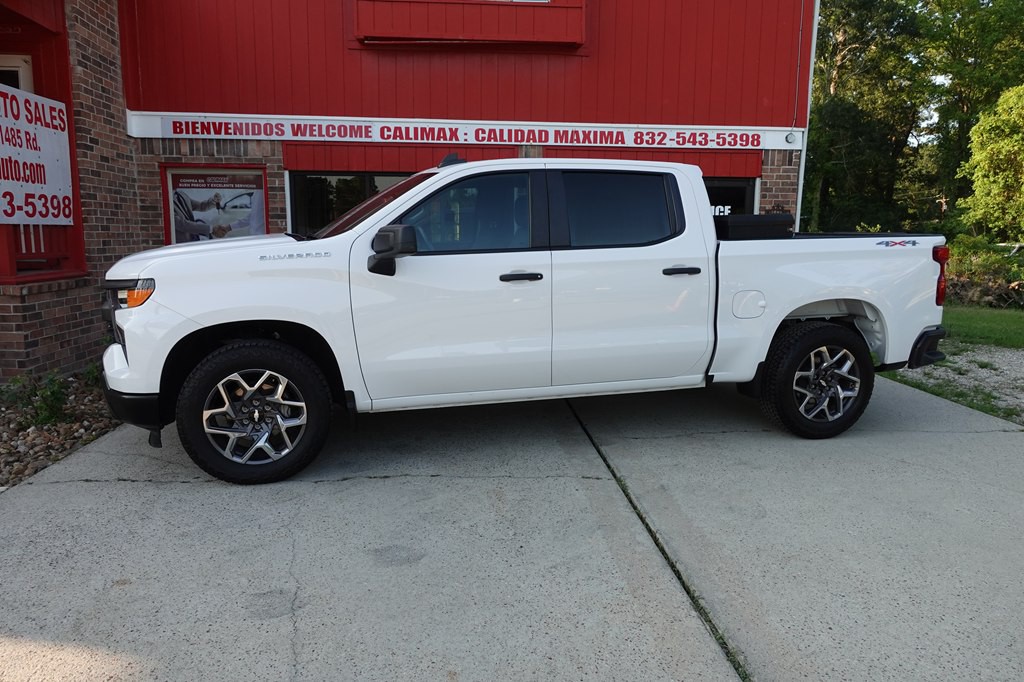 2023 Chevrolet Silverado 1500 Image 2