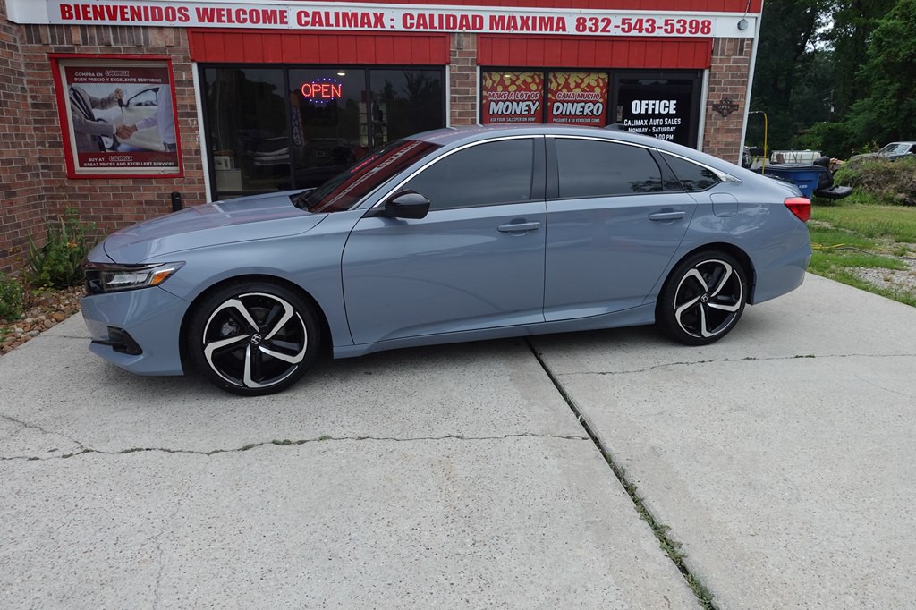 2022 Honda Accord Image 2