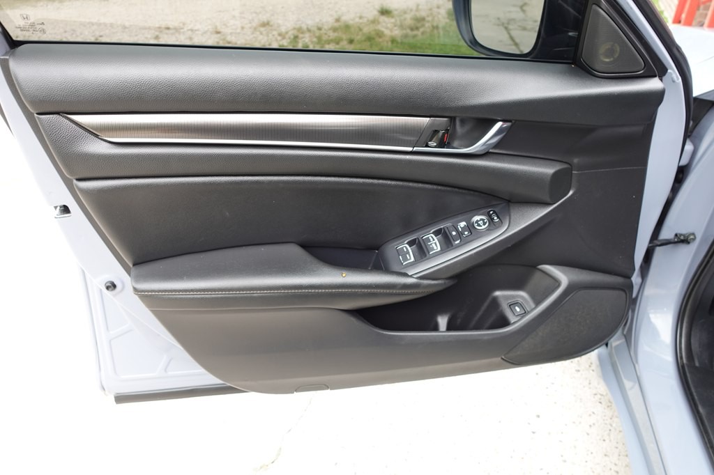 2022 Honda Accord Image 25