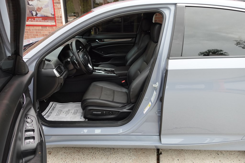 2022 Honda Accord Image 28