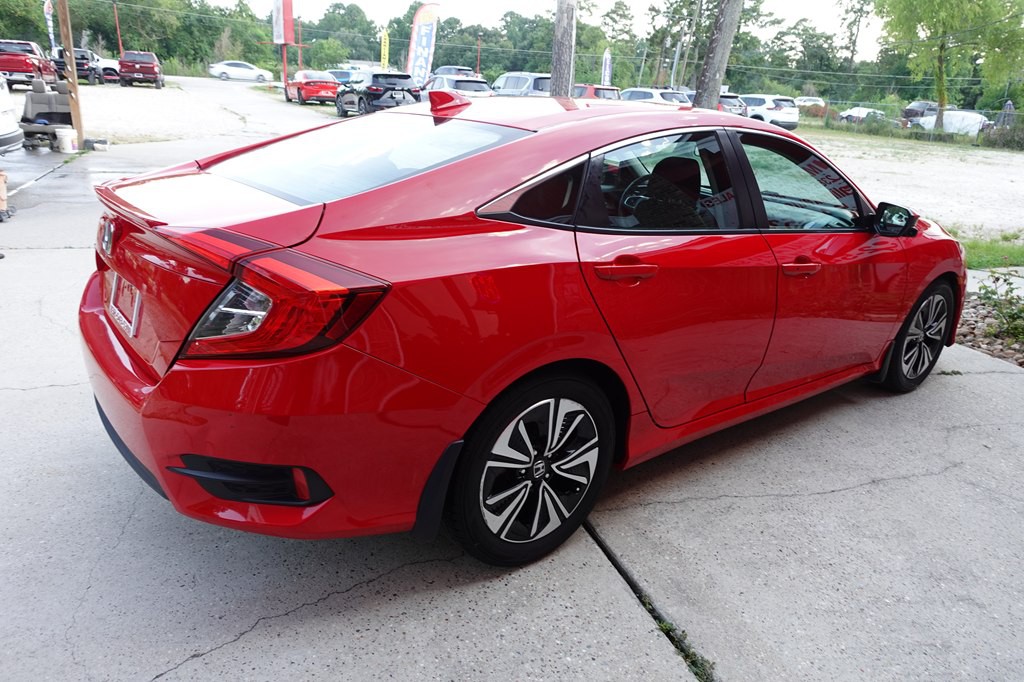2017 Honda Civic Image 12