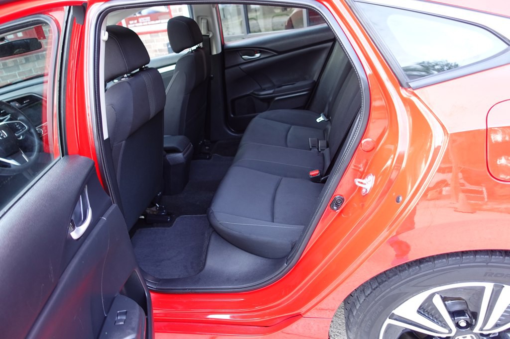 2017 Honda Civic Image 27