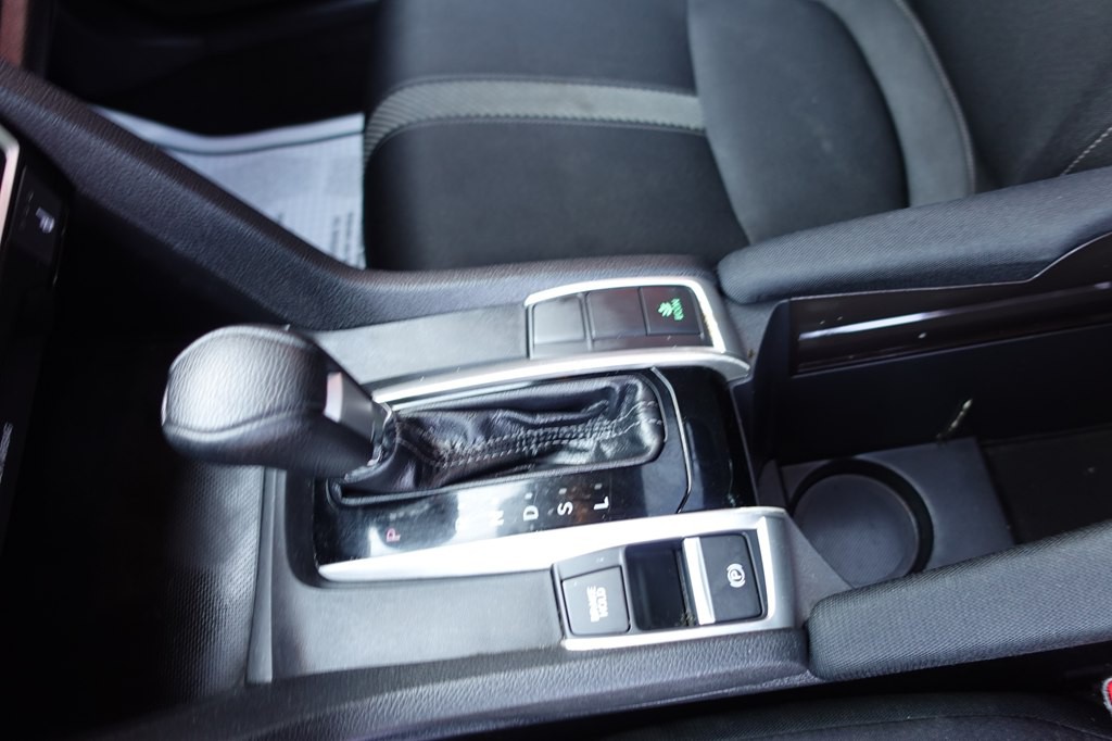 2017 Honda Civic Image 30