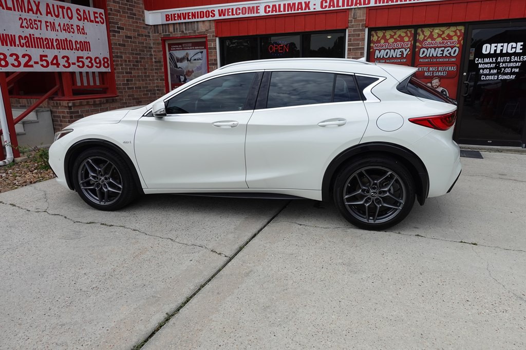 2018 INFINITI QX30 Image 25