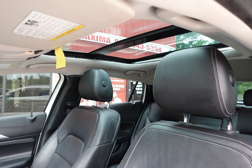 2018 INFINITI QX30 Image 33