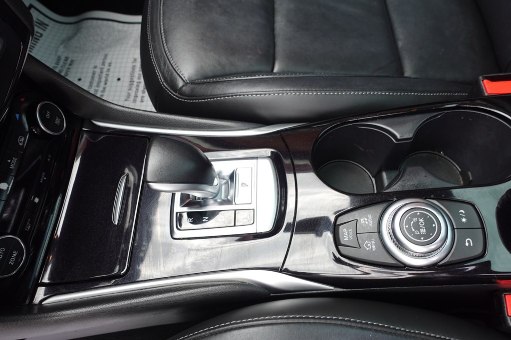 2018 INFINITI QX30 Image 36