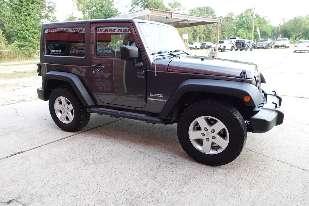 2014 Jeep Wrangler Image 11