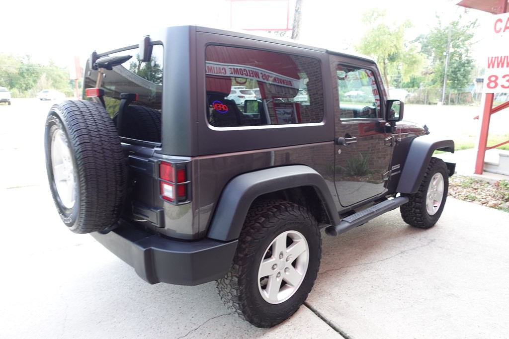 2014 Jeep Wrangler Image 14