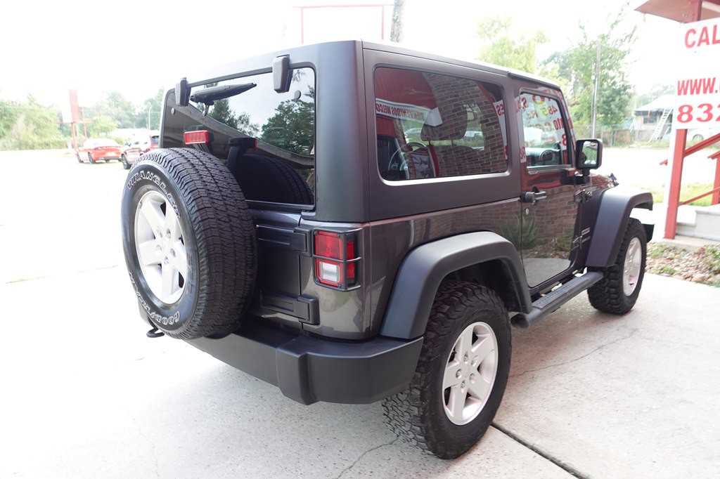 2014 Jeep Wrangler Image 15