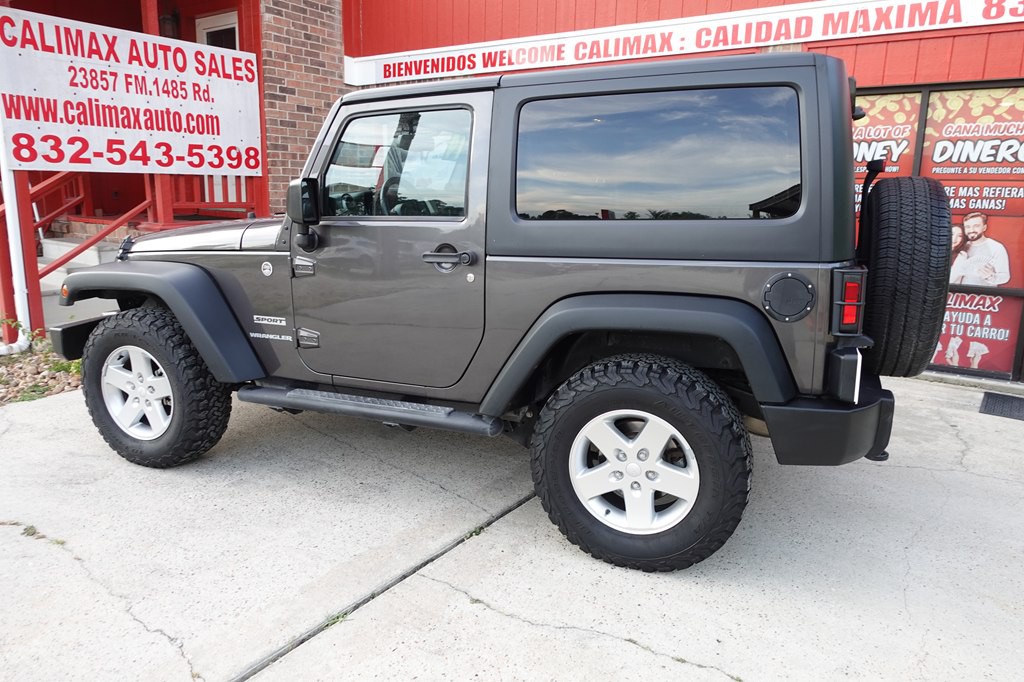 2014 Jeep Wrangler Image 24