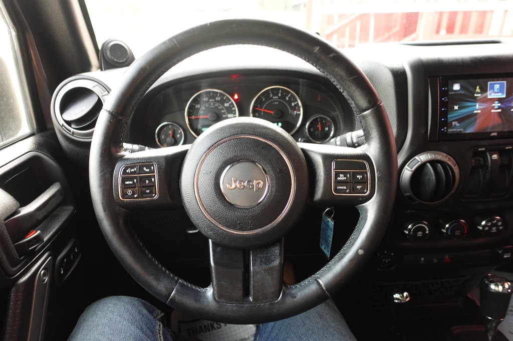 2014 Jeep Wrangler Image 40