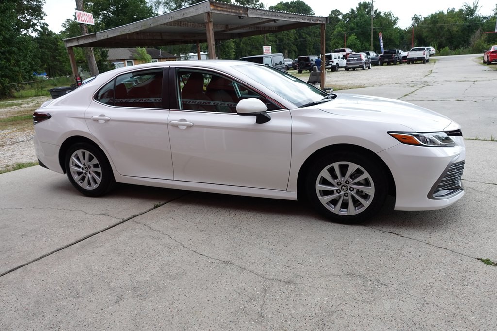 2024 Toyota Camry Image 10
