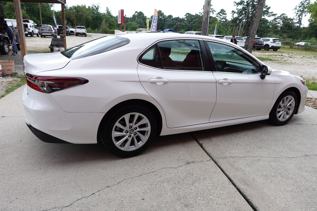 2024 Toyota Camry Image 11