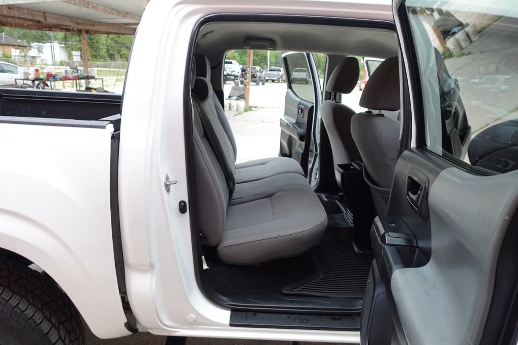 2020 Toyota Tacoma Image 56