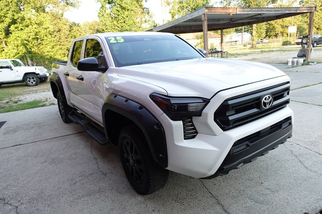 2025 Toyota Tacoma Image 9