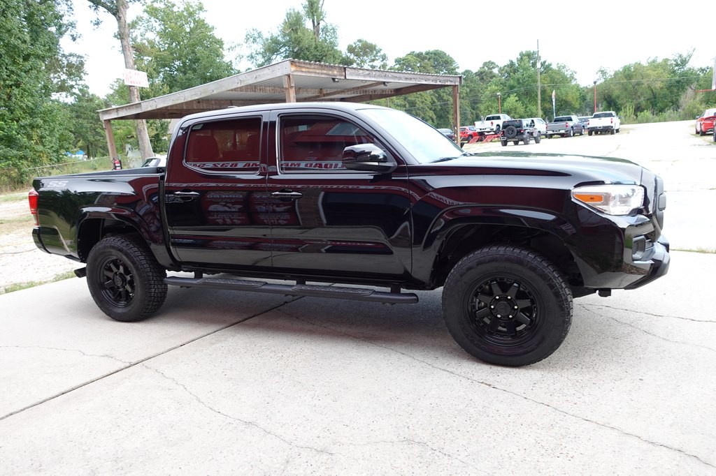 2023 Toyota Tacoma Image 10