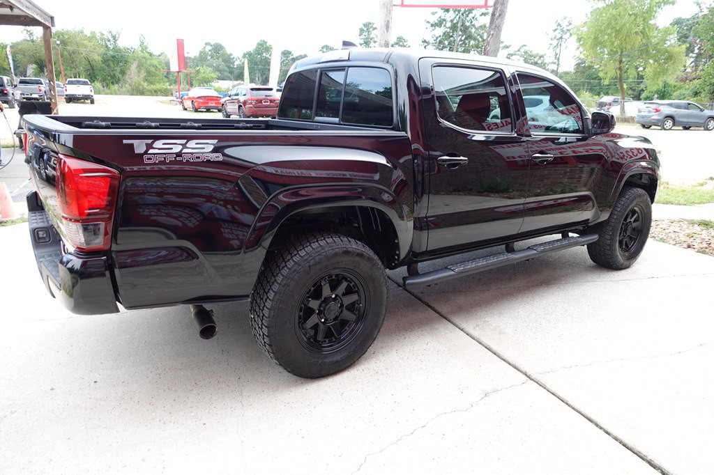 2023 Toyota Tacoma Image 13