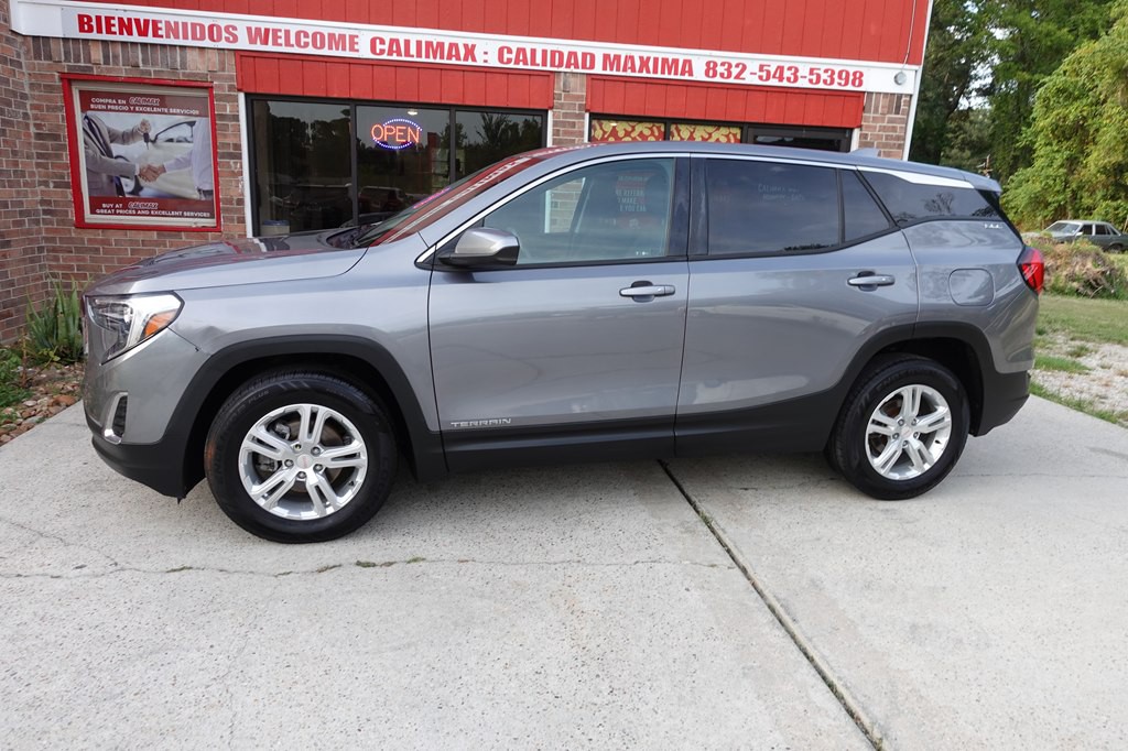 2018 GMC Terrain Image 2