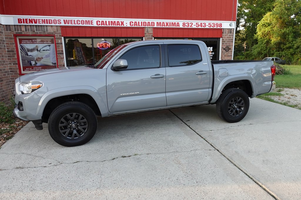 2020 Toyota Tacoma Image 3